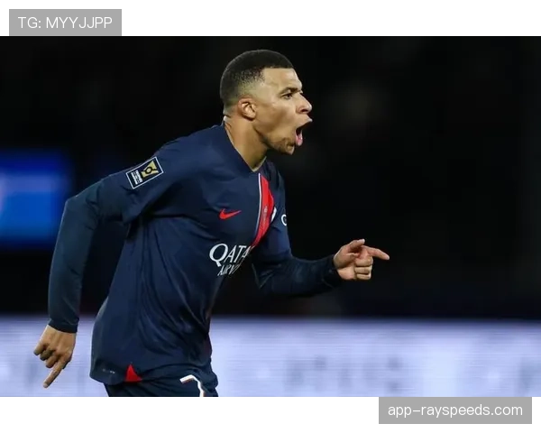 姆巴佩接受专访，谈及在巴黎的欧冠梦想与未来规划。